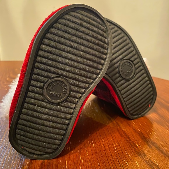 Fluffy Checkered Slippers - Picture 3 of 4